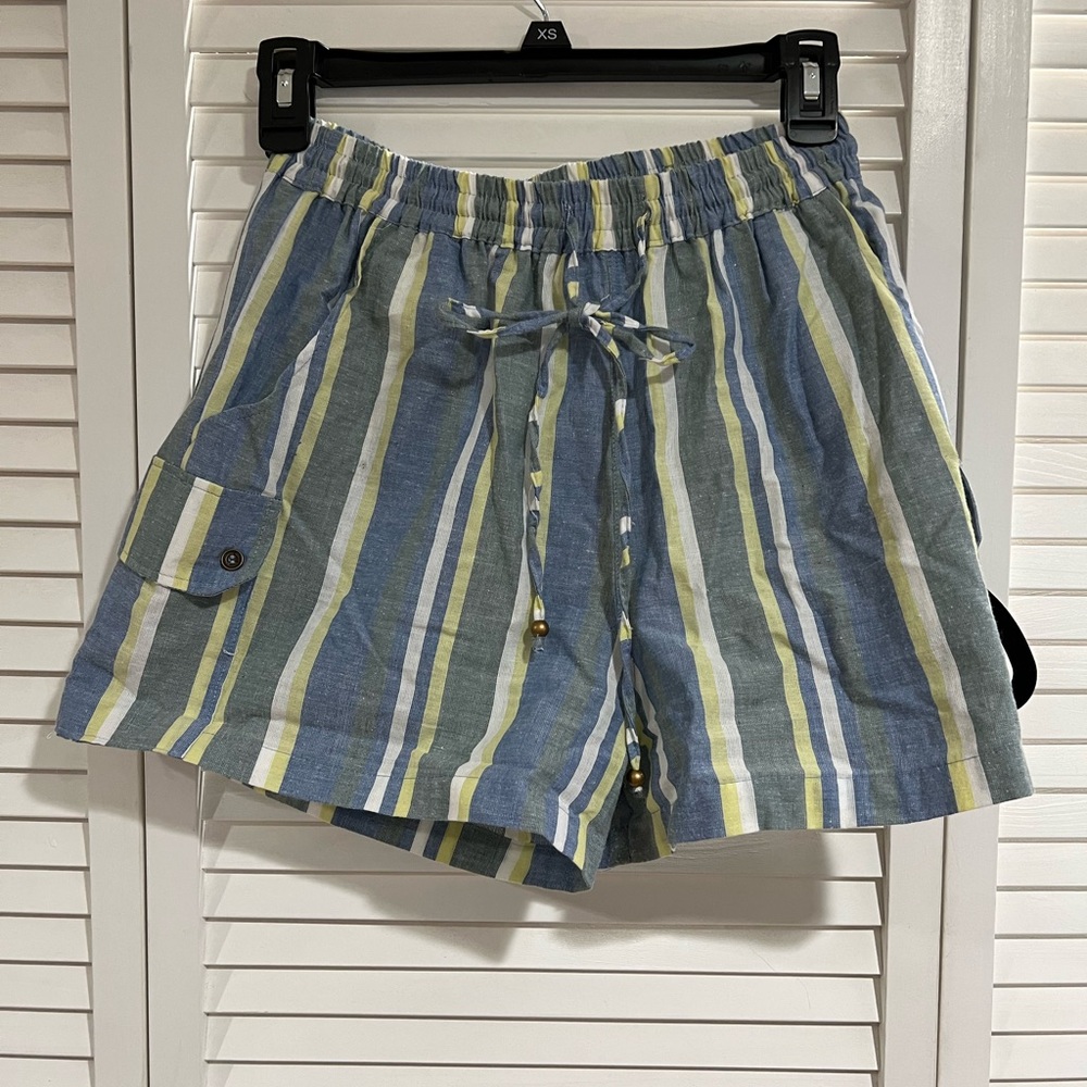Angie striped woven shorts